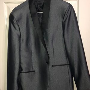 Kenneth Cole reaction tux